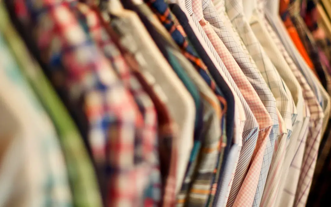 How to Declutter My Closet